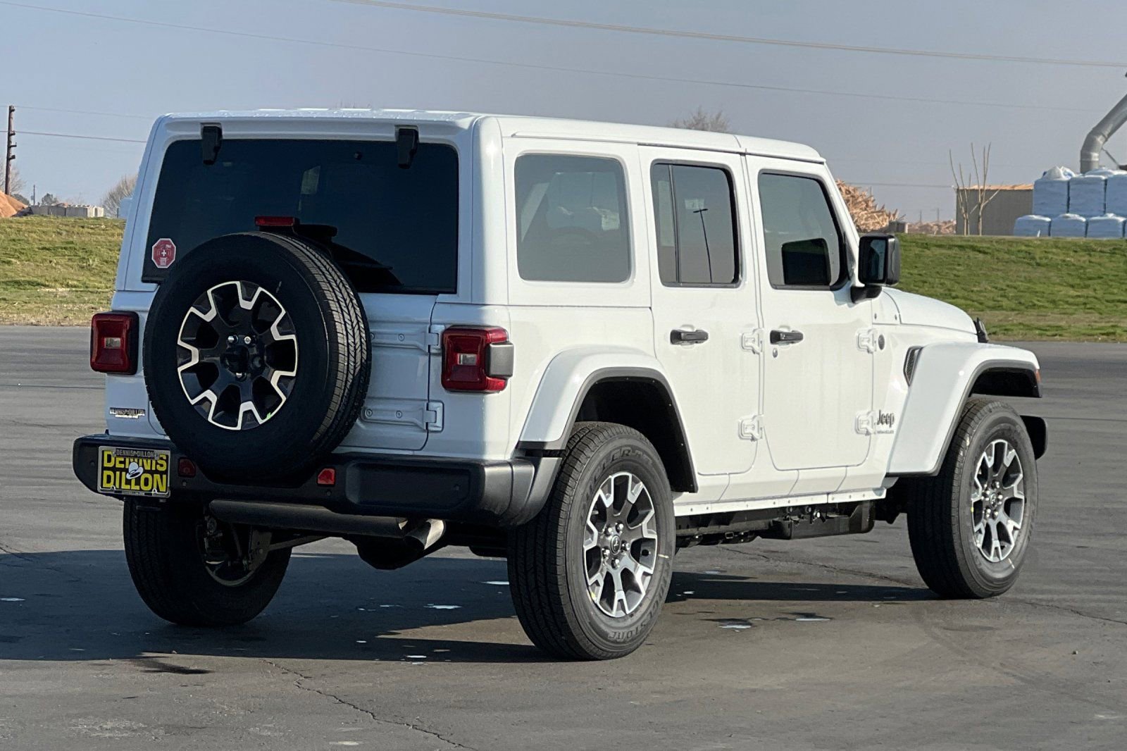 New 2026 Jeep Wrangler Unlimited Sahara w/ Safety Group AWD/4WD video 3