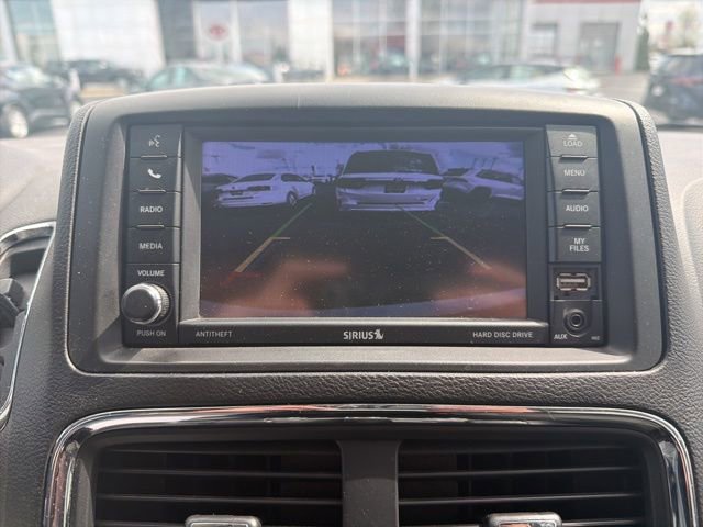 Used 2018 Dodge Grand Caravan SE w/ UConnect Hands-Free Group image 29
