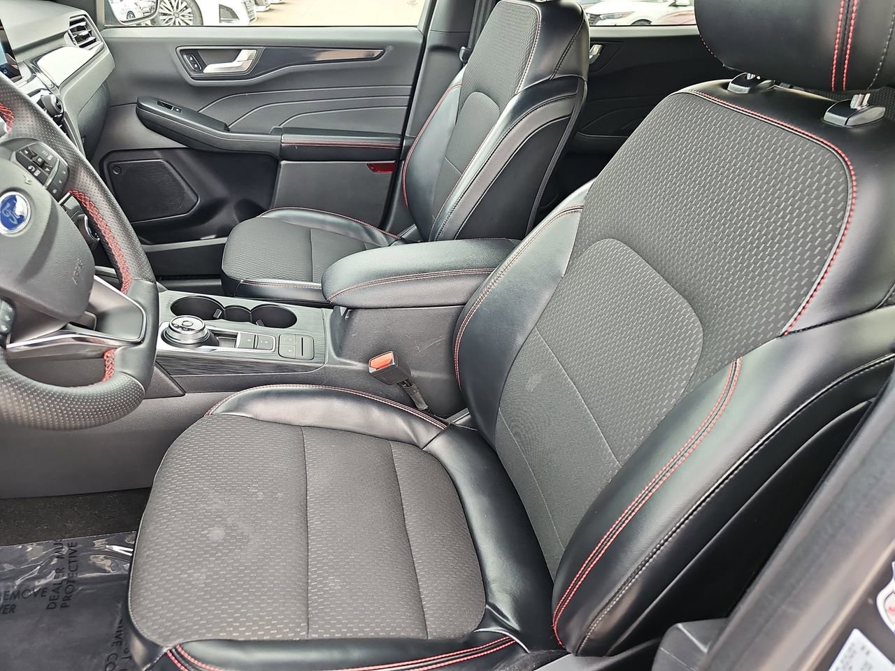 Used 2024 Ford Escape ST-Line image 15