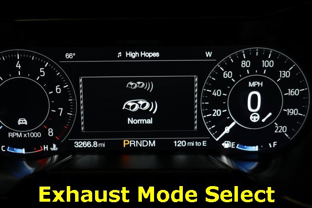 Used 2021 Ford Mustang Shelby GT500 w/ Carbon Fiber Track Pack image 28