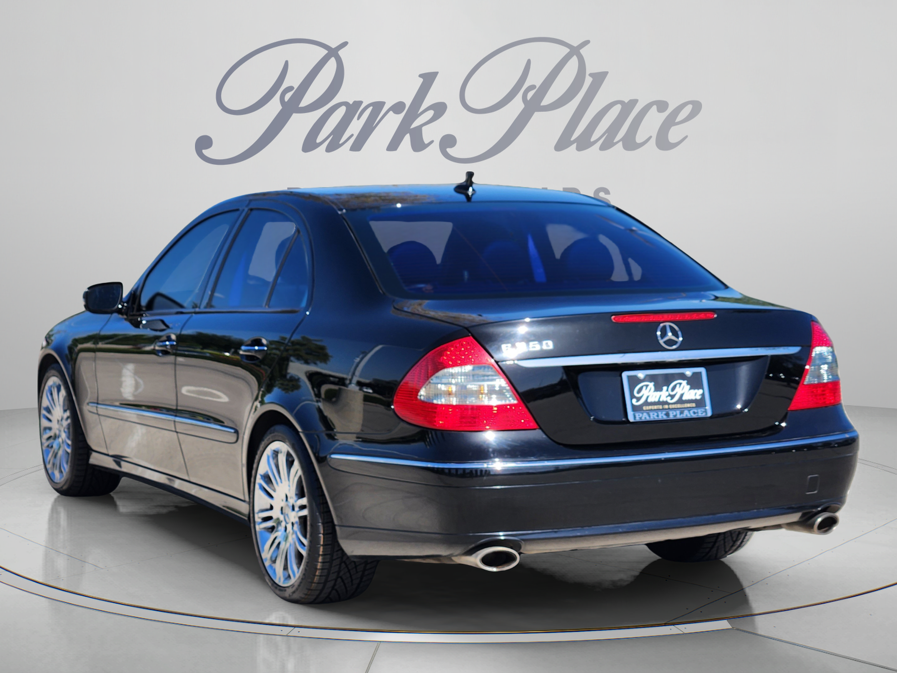 Used 2008 Mercedes-Benz E 350 Sedan image 3