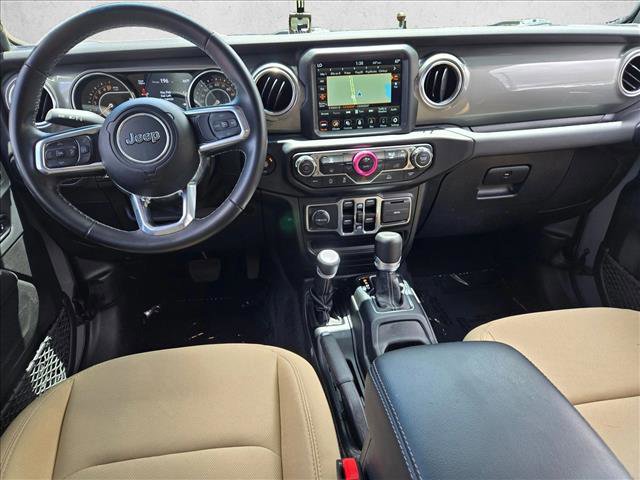 Used 2022 Jeep Gladiator Overland AWD/4WD image 17