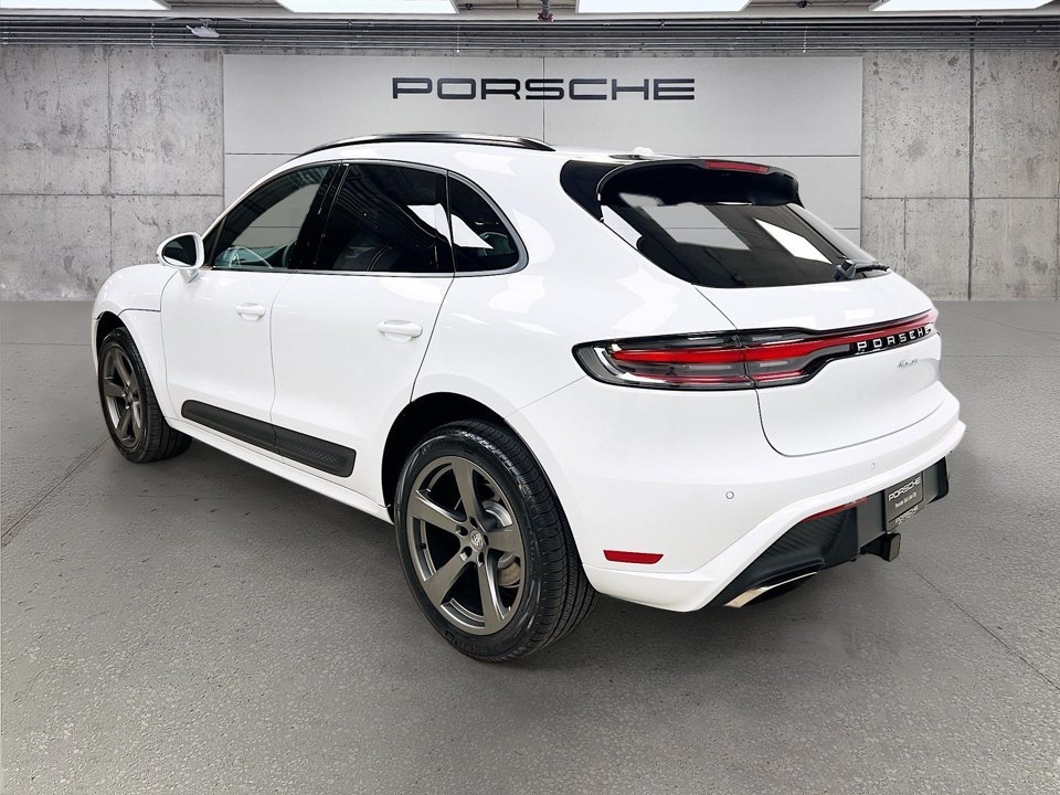 New 2026 Porsche Macan AWD/4WD image 3