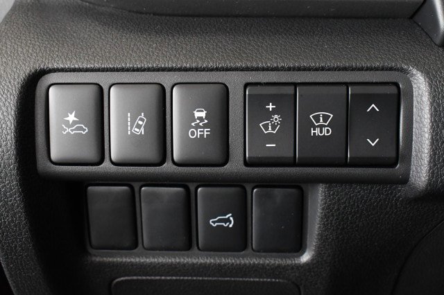 New 2026 Mitsubishi Eclipse Cross SEL AWD/4WD image 29
