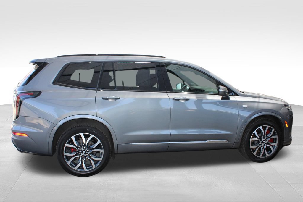 Used 2022 Cadillac XT6 Sport AWD/4WD image 19