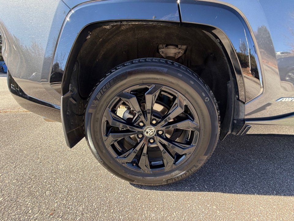 Used 2023 Toyota RAV4 XSE image 27