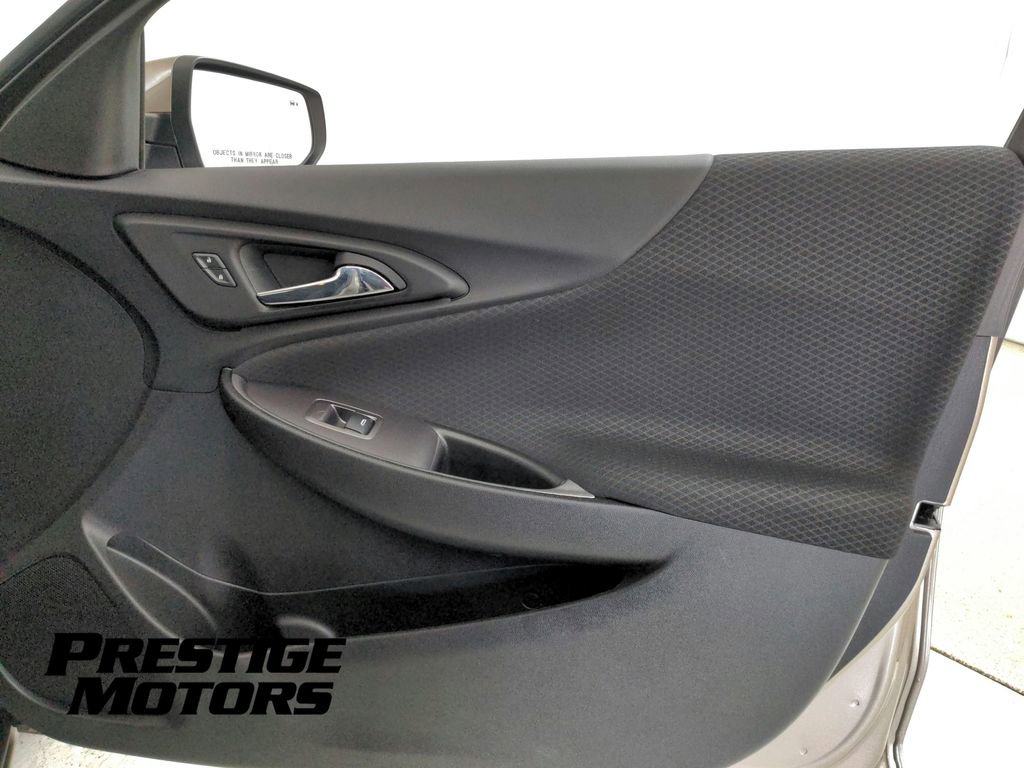 Used 2022 Chevrolet Malibu LS w/ Driver Confidence Package II FWD image 30