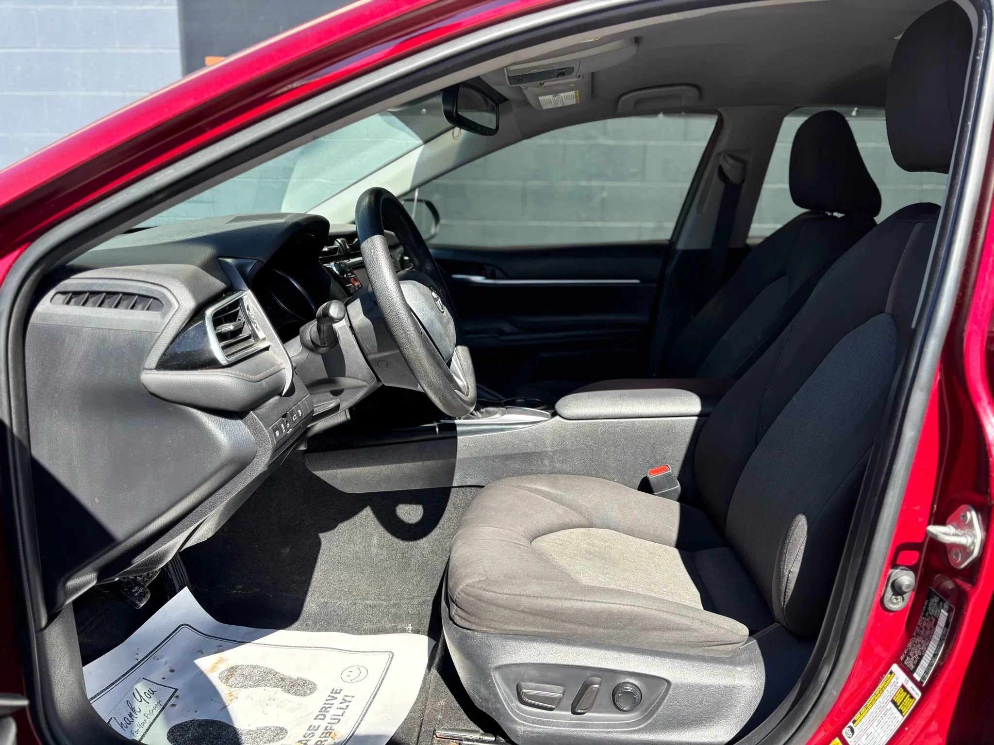 Used 2018 Toyota Camry LE w/ Convenience Package image 16