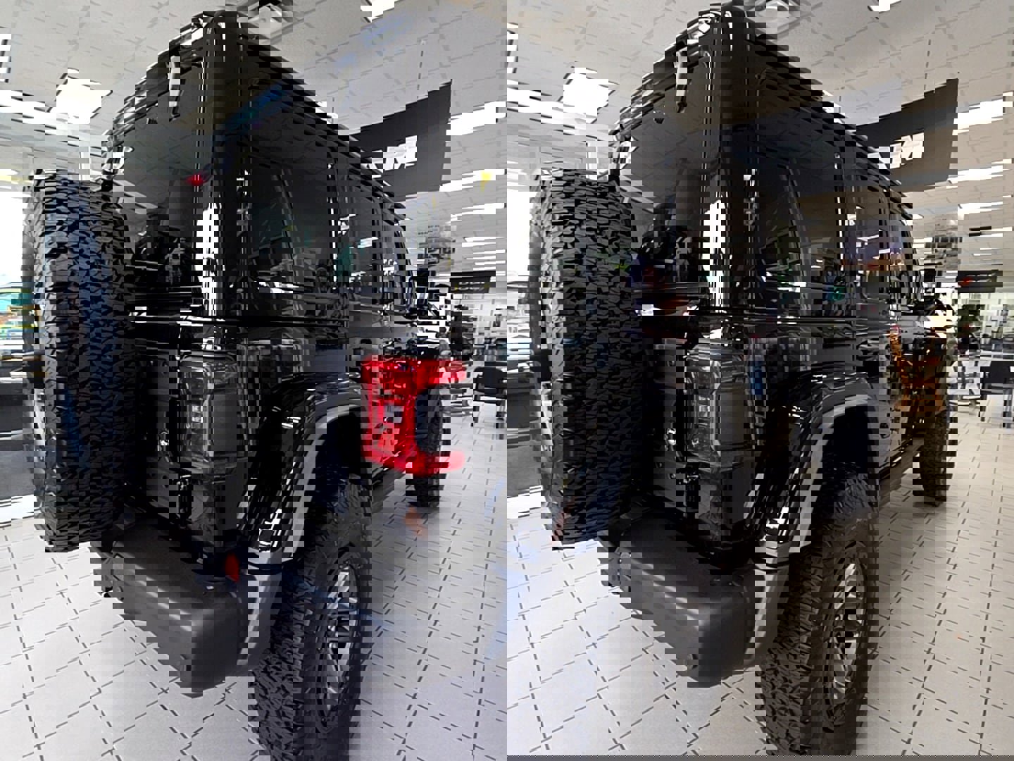 New 2025 Jeep Wrangler Unlimited Rubicon 392 image 4