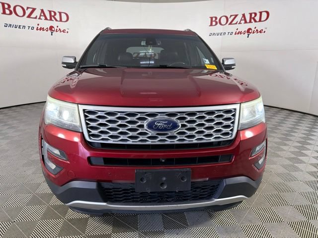 Used 2017 Ford Explorer Platinum AWD/4WD image 2