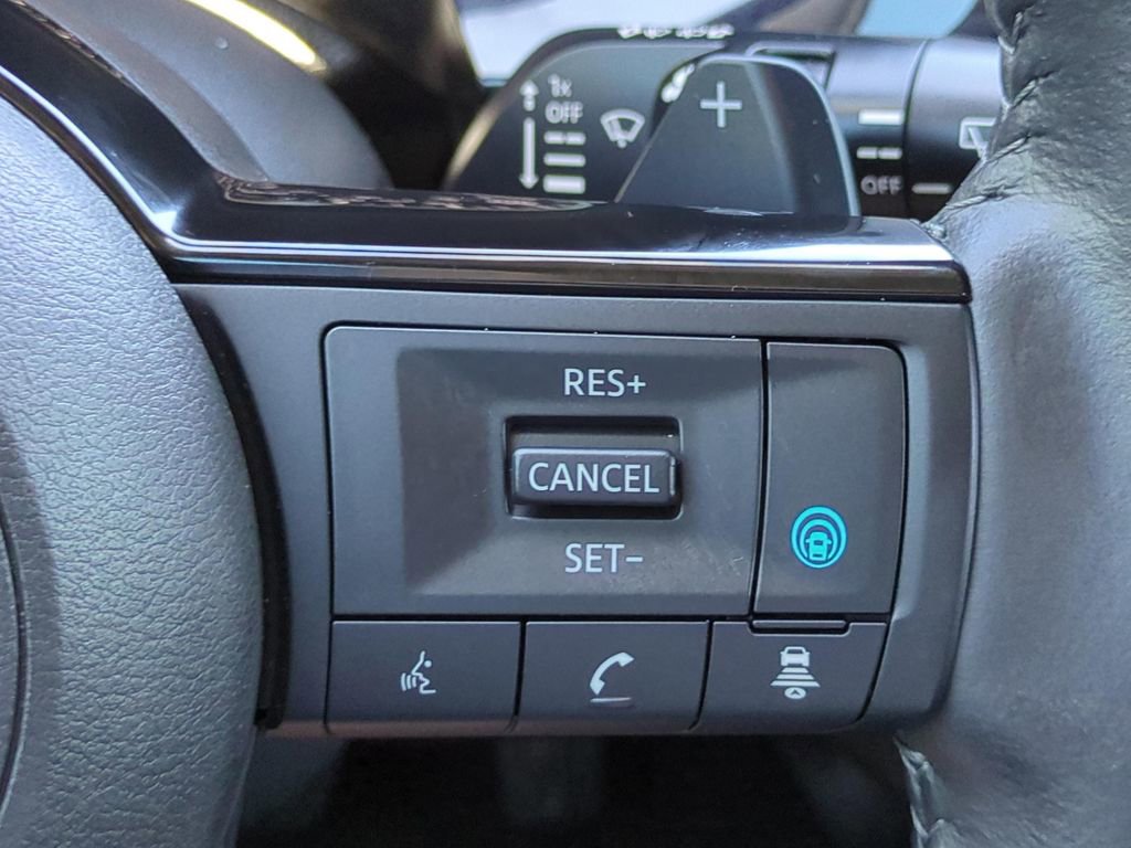 Certified 2024 Nissan Pathfinder SL FWD image 13