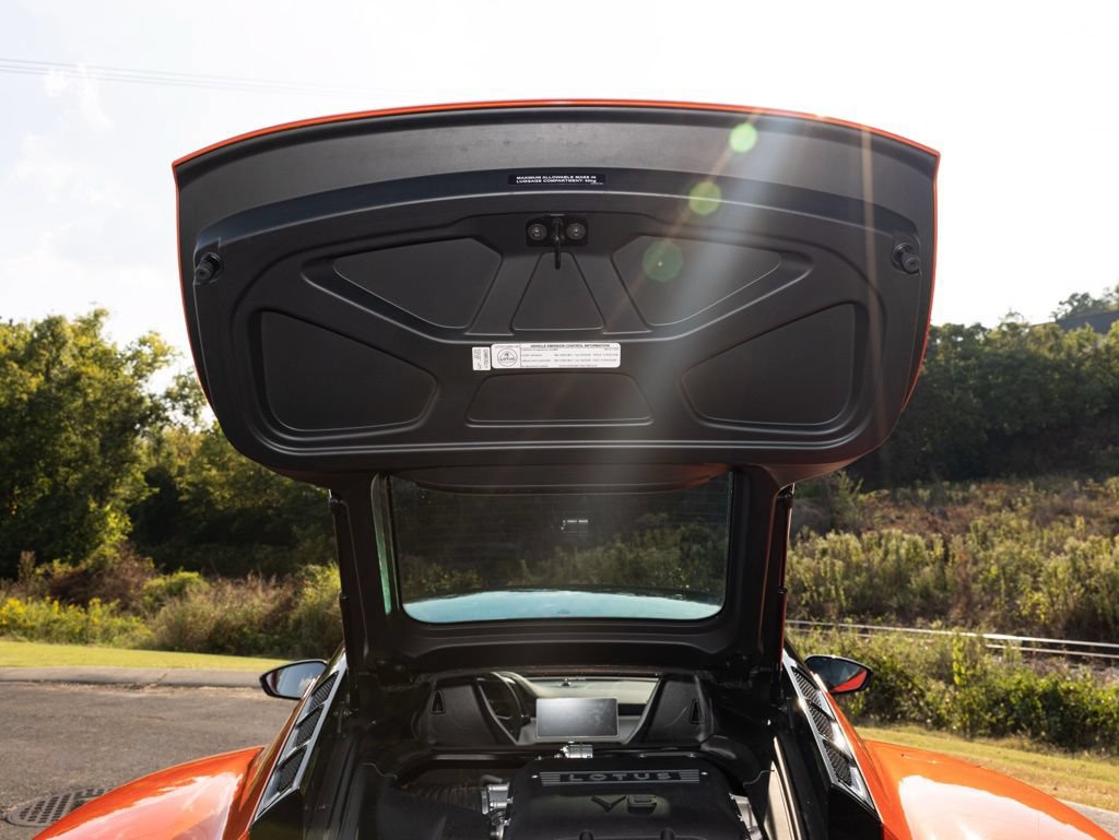 Used 2025 Lotus Emira RWD image 43