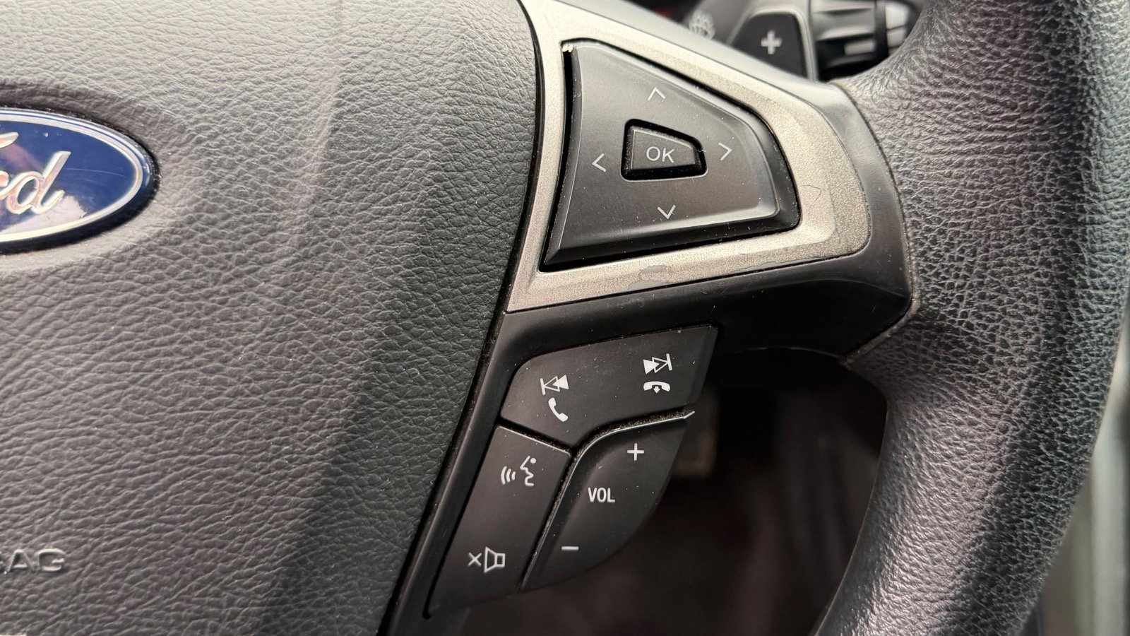 Certified 2019 Ford Fusion SE image 29