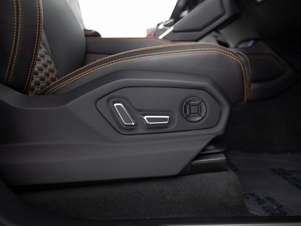 Used 2022 Lamborghini Urus image 32