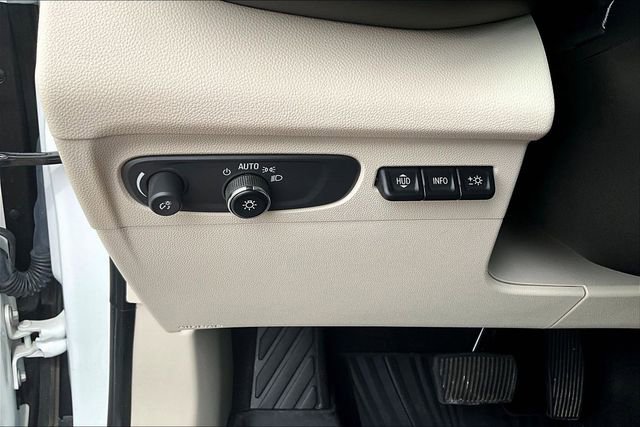 Used 2023 Buick Envision Avenir image 15