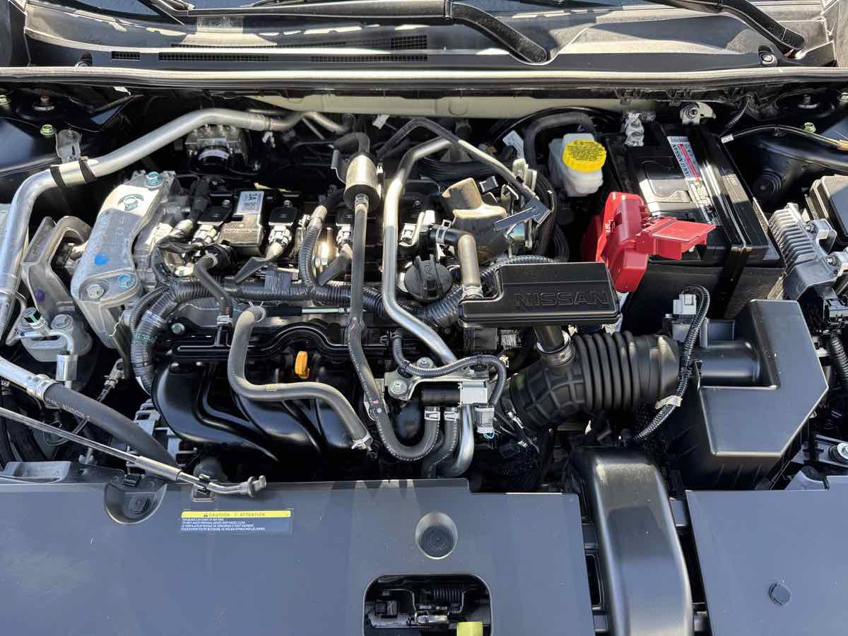 Used 2024 Nissan Sentra SV FWD image 8