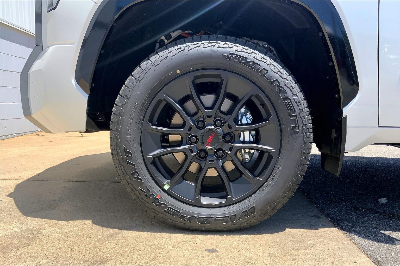 New 2026 Toyota Tundra Platinum AWD/4WD image 15