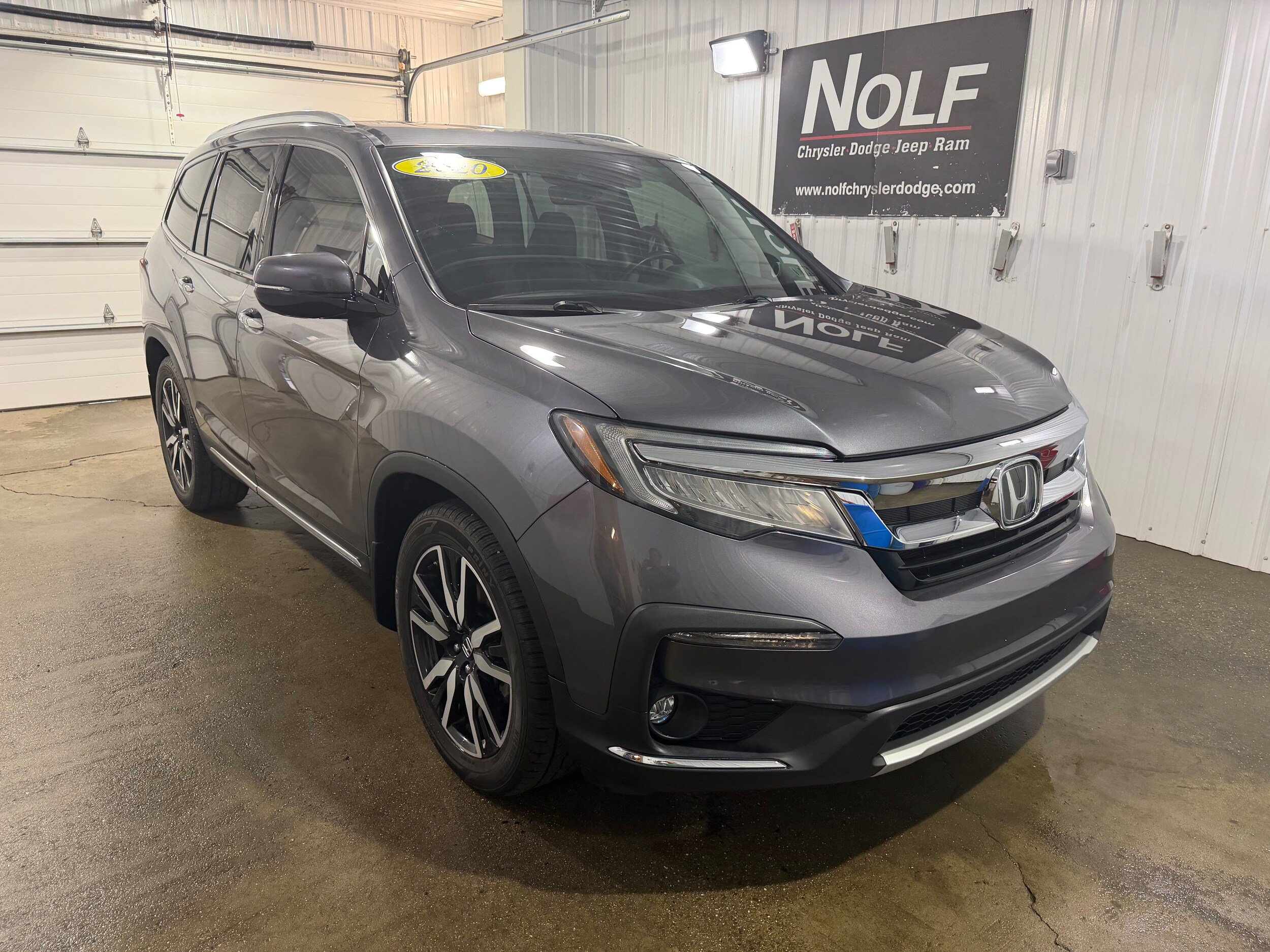 Used 2020 Honda Pilot Elite image 2