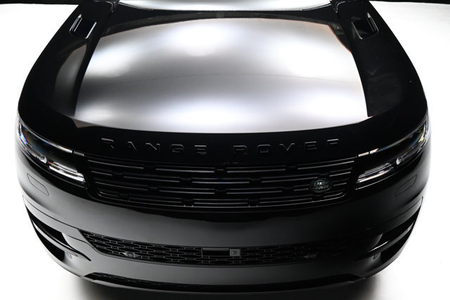 Used 2025 Land Rover Range Rover Sport SE AWD/4WD image 29