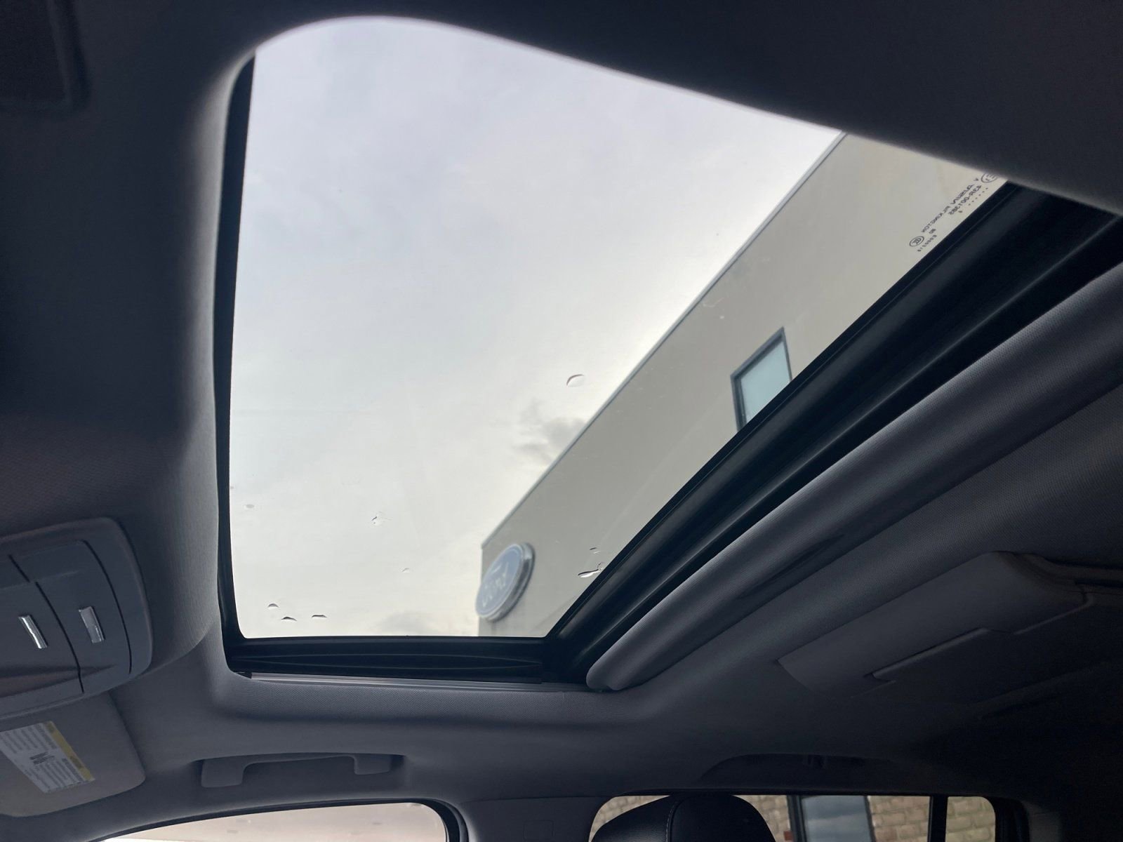 Used 2018 GMC Yukon XL SLT w/ Open Road Package image 24