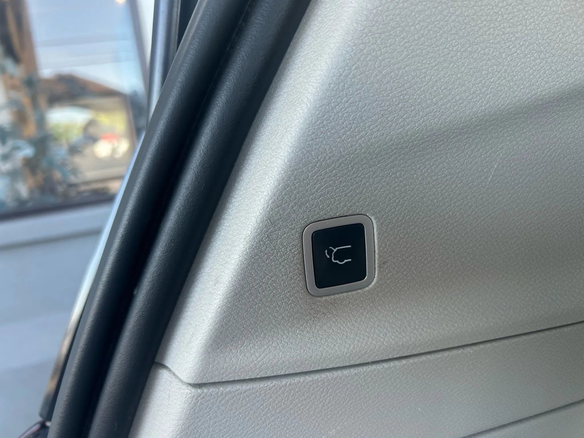 Used 2021 Chrysler Pacifica Touring-L image 25