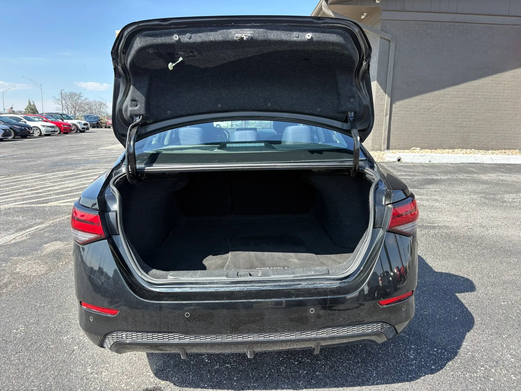 Used 2021 Nissan Sentra SV image 10