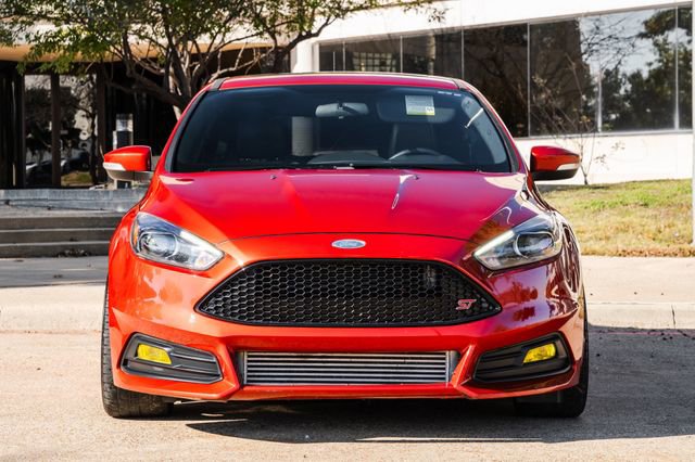 Used 2018 Ford Focus ST w/ Equipment Group 401A image 13