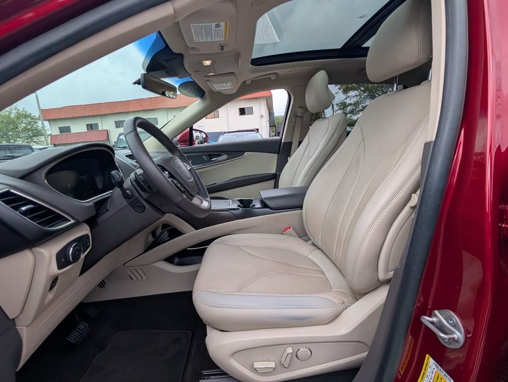 Certified 2019 Lincoln Nautilus Reserve image 10