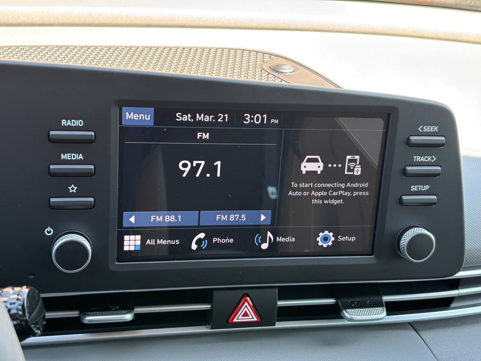 New 2026 Hyundai Elantra Sport w/ Cargo Package image 17