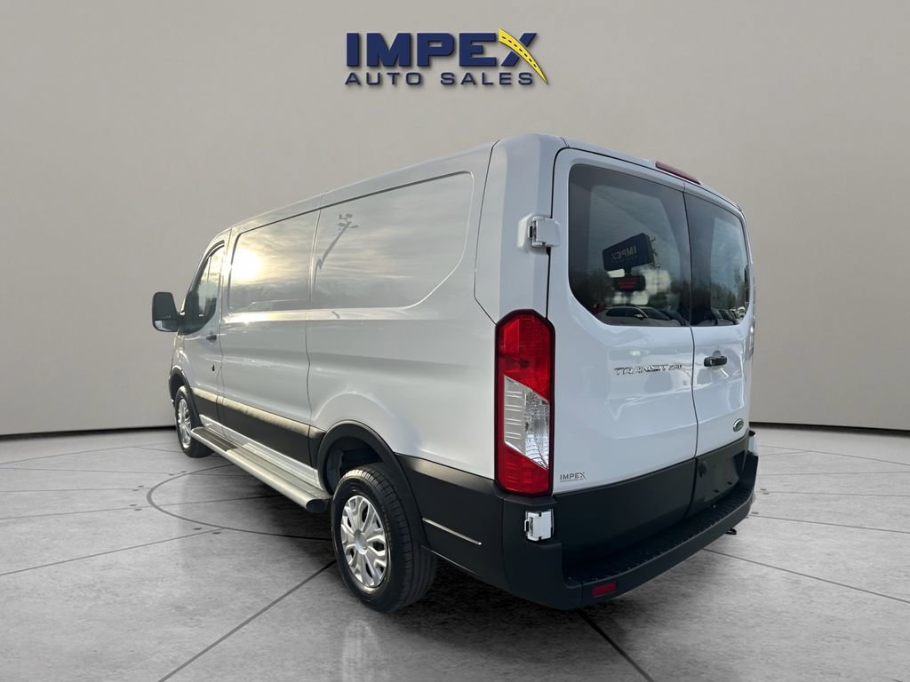 Used 2024 Ford Transit 250 Low Roof w/ Exterior Upgrade Package image 3