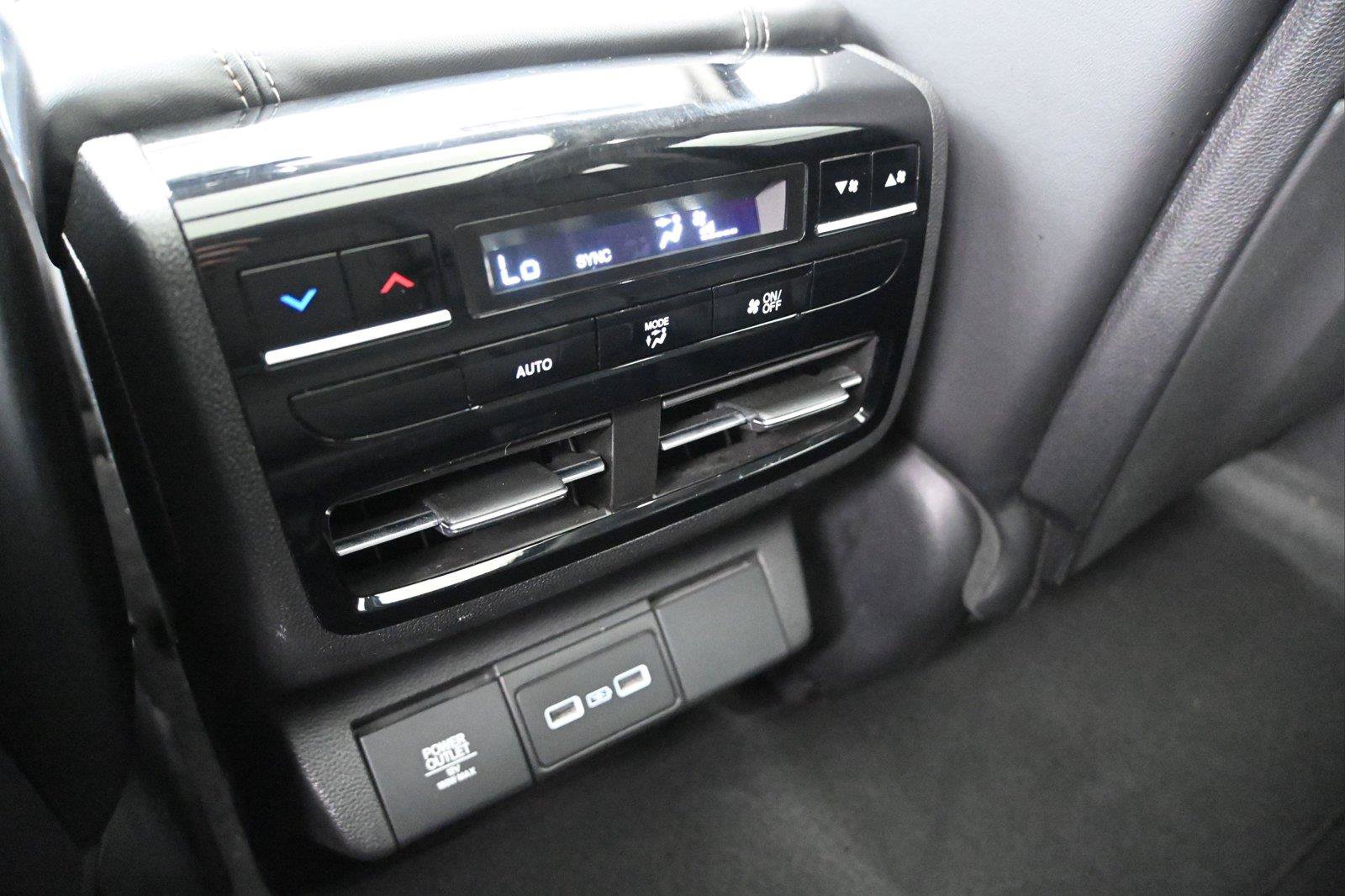 Certified 2024 Acura MDX w/ Technology Package AWD/4WD image 15