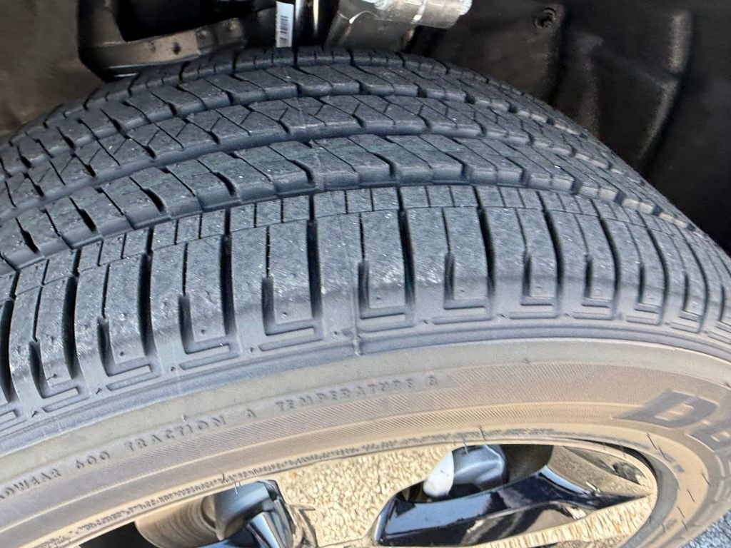 New 2025 Jeep Grand Cherokee Altitude image 26