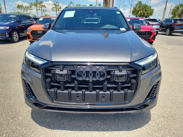 Used 2025 Audi Q7 3.0T Premium Plus w/ Premium Plus Package AWD/4WD image 3
