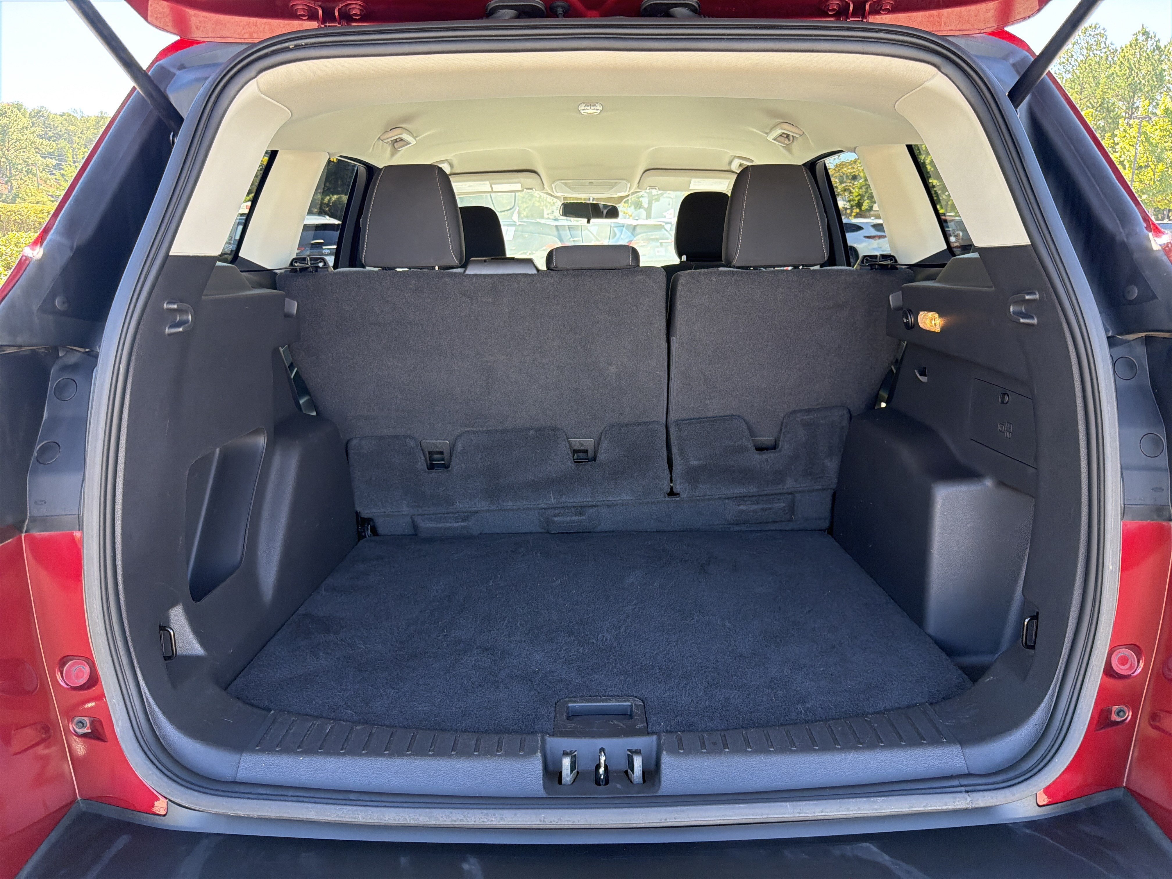 Used 2018 Ford Escape SE FWD image 29