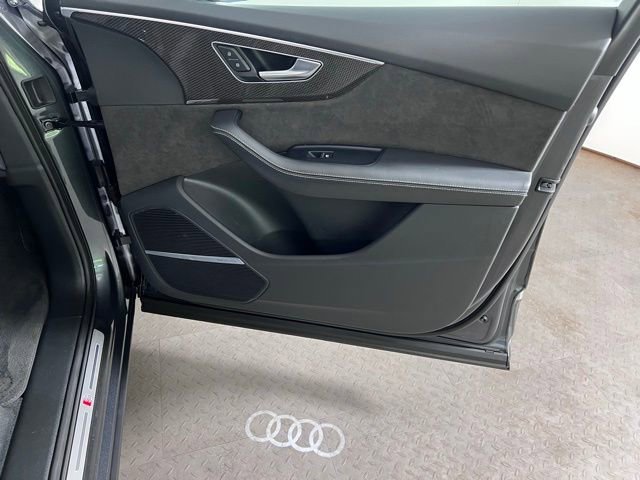 Used 2021 Audi SQ7 Premium Plus w/ Executive Package AWD/4WD image 13