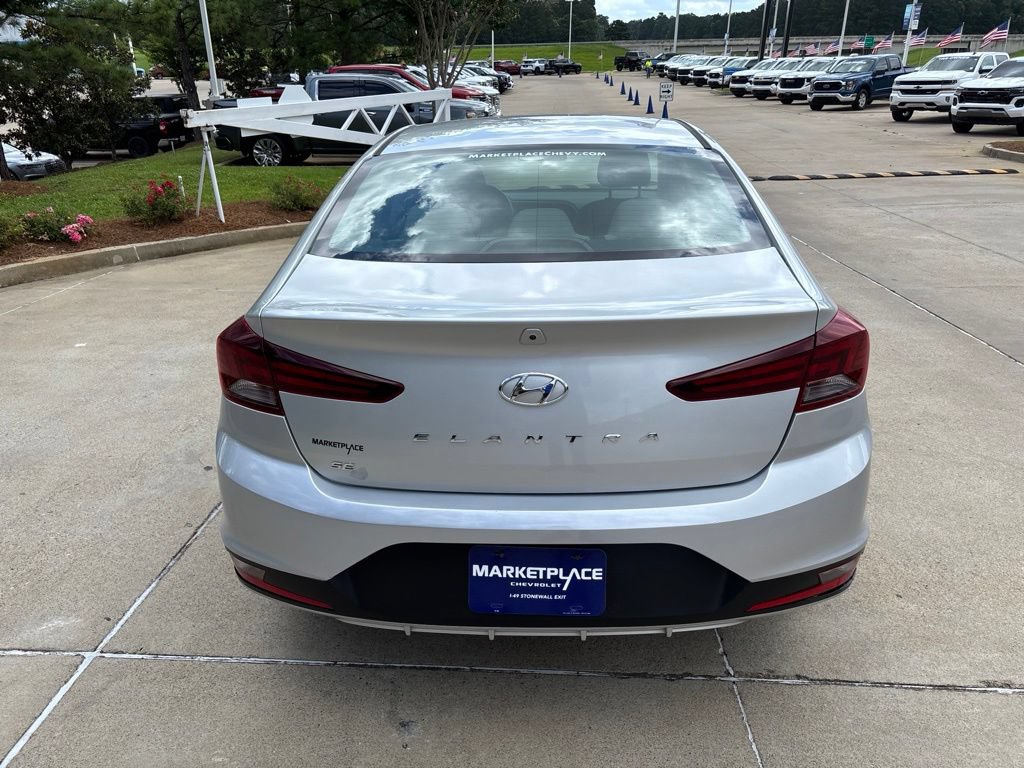 Used 2020 Hyundai Elantra SE FWD image 10
