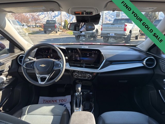 Certified 2025 Chevrolet Trax LT w/ LT Convenience Package image 12