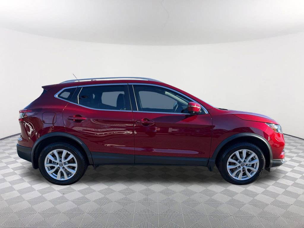 Used 2022 Nissan Rogue Sport SV w/ Technology Package image 4