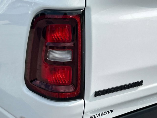 New 2027 RAM 1500 4x4 Crew Cab image 10