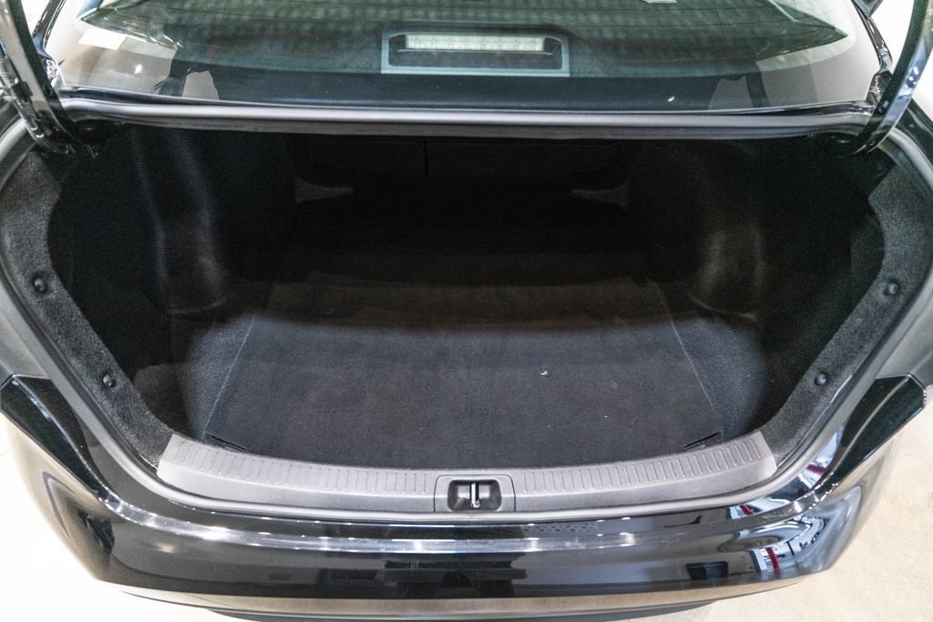 Used 2024 Toyota Corolla LE FWD image 30