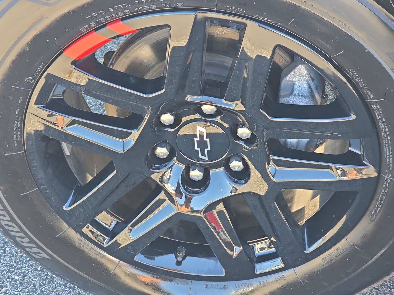 Certified 2025 Chevrolet Silverado 1500 RST w/ Redline Edition AWD/4WD image 35