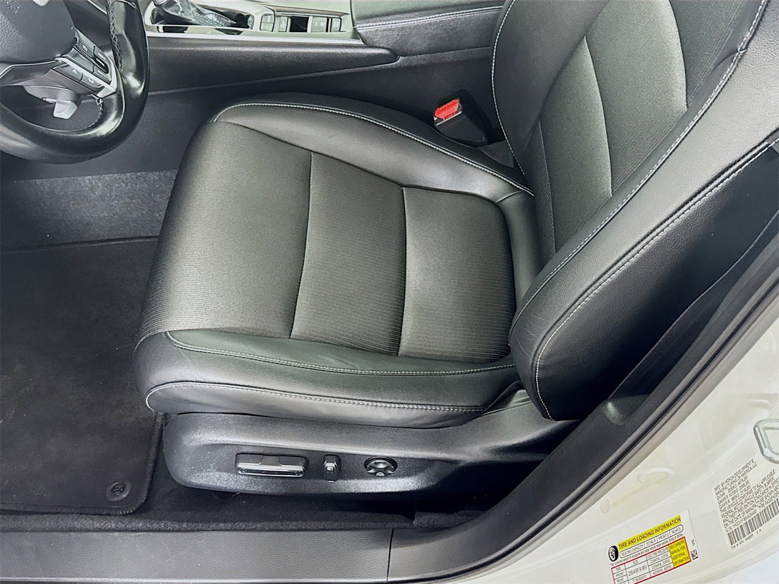 Used 2021 Honda Accord Sport image 16