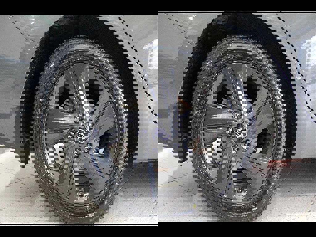 Used 2023 Hyundai Elantra SEL image 11