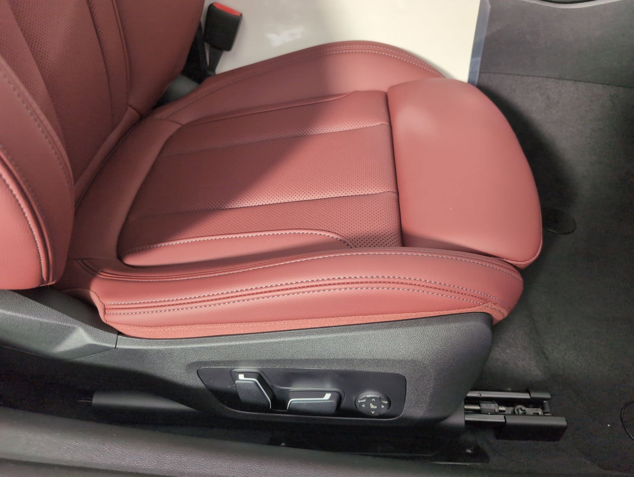 Used 2026 BMW 430i Coupe w/ Parking Assistance Package image 31