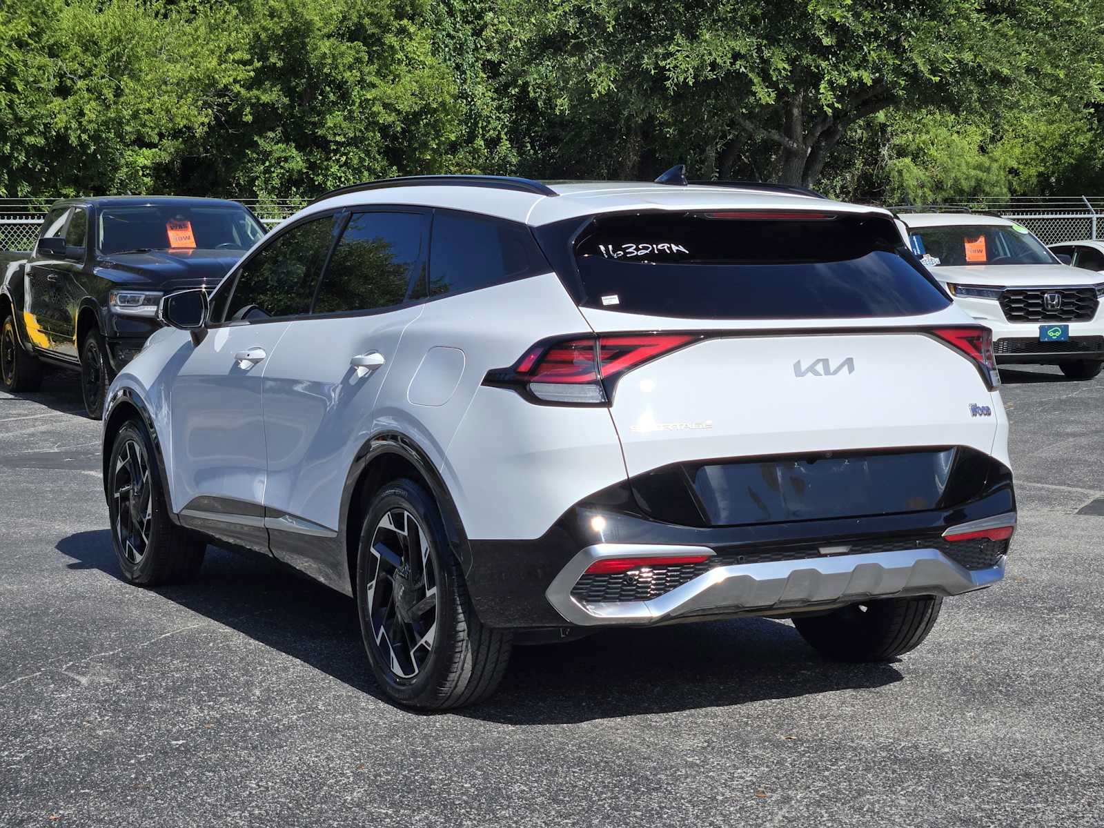 Used 2023 Kia Sportage SX FWD image 5