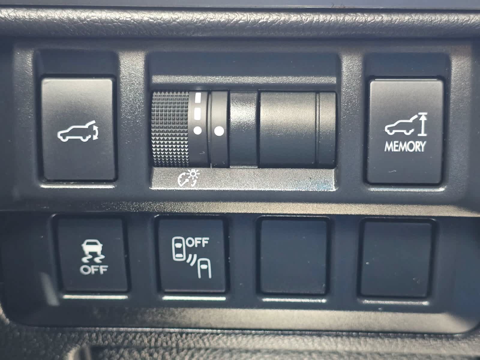 Used 2016 Subaru Outback 2.5i Limited w/ Popular Package #4 AWD/4WD image 16