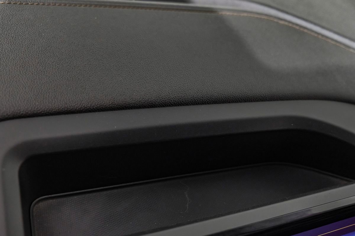 Used 2024 Chevrolet Silverado 2500 High Country w/ High Country Premium Package image 28