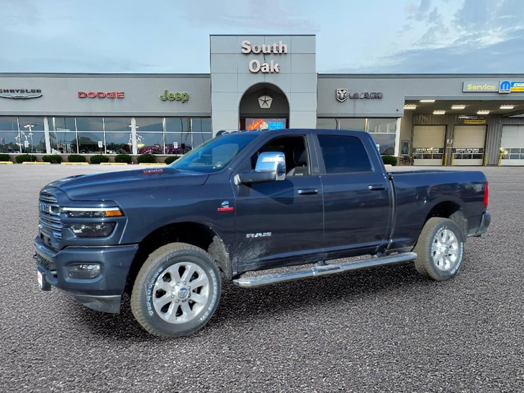 New 2026 RAM 2500 Laramie w/ Sport Appearance Package AWD/4WD image 4