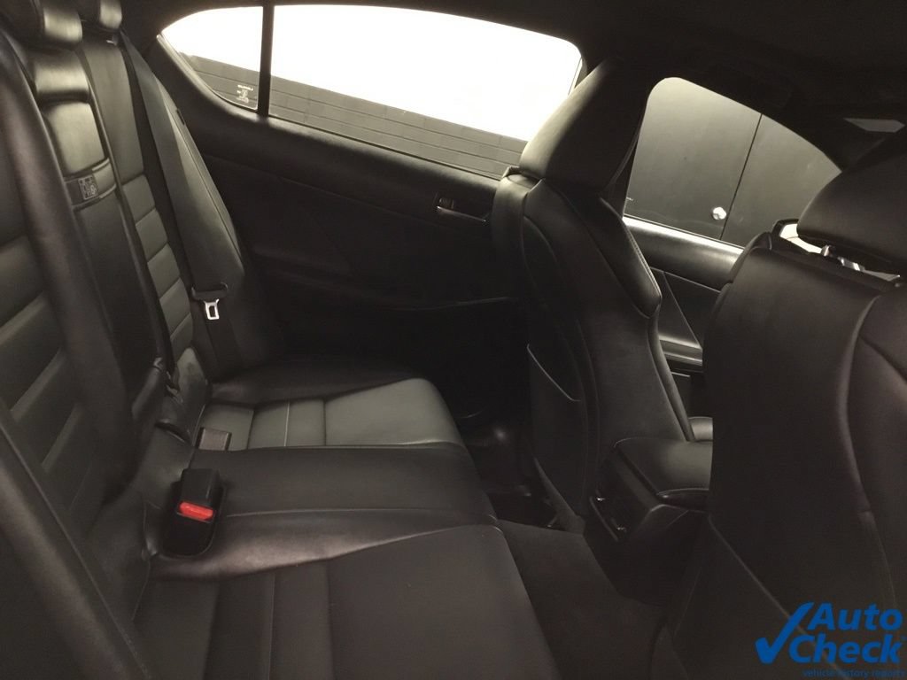 Used 2023 Lexus IS 500 RWD image 30
