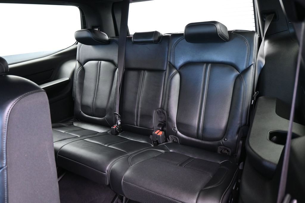 Used 2022 Jeep Wagoneer Series III RWD image 31